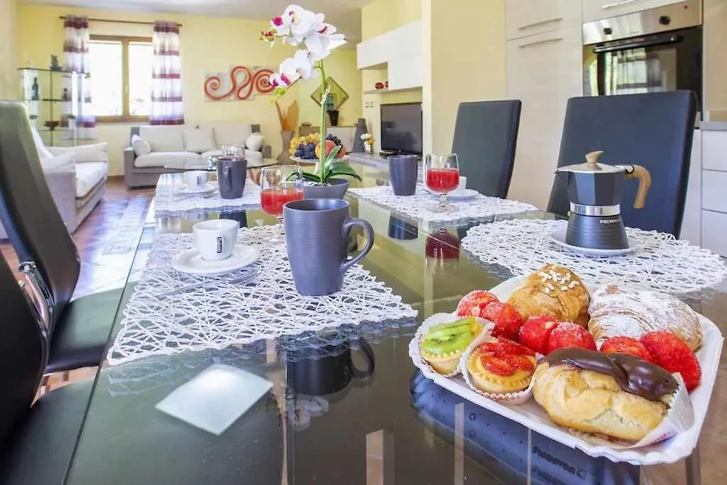 Alghero Villa Mistral Per 7 Persone Terrazza Bbq Ac Wifi 0*,  Olaszország